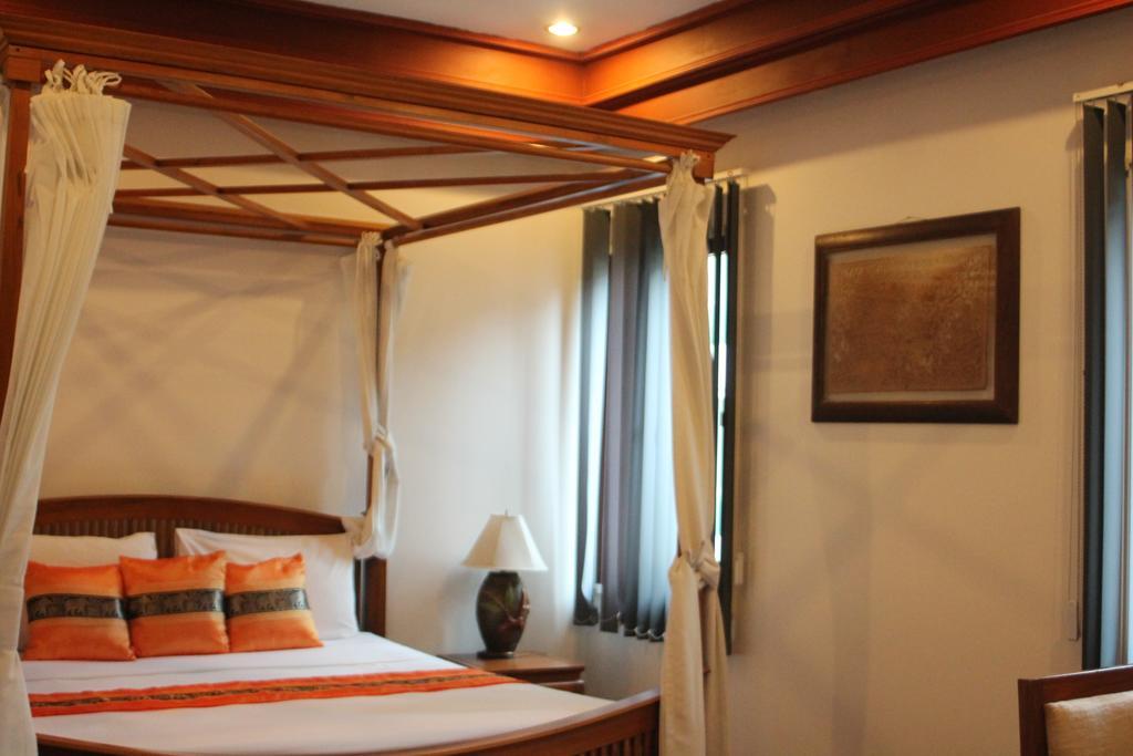 Surin Sabai Apartamento Exterior foto