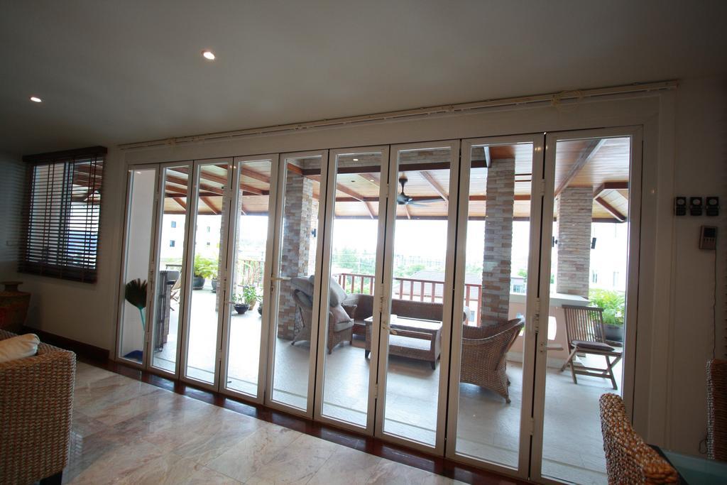 Surin Sabai Apartamento Exterior foto